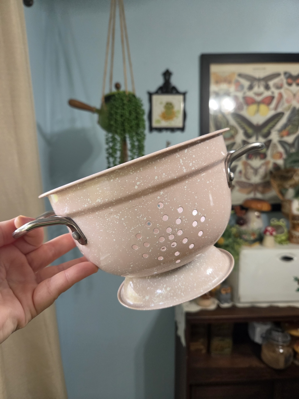 Pink Speckled Enamelware Colander Footed Berry Strainer